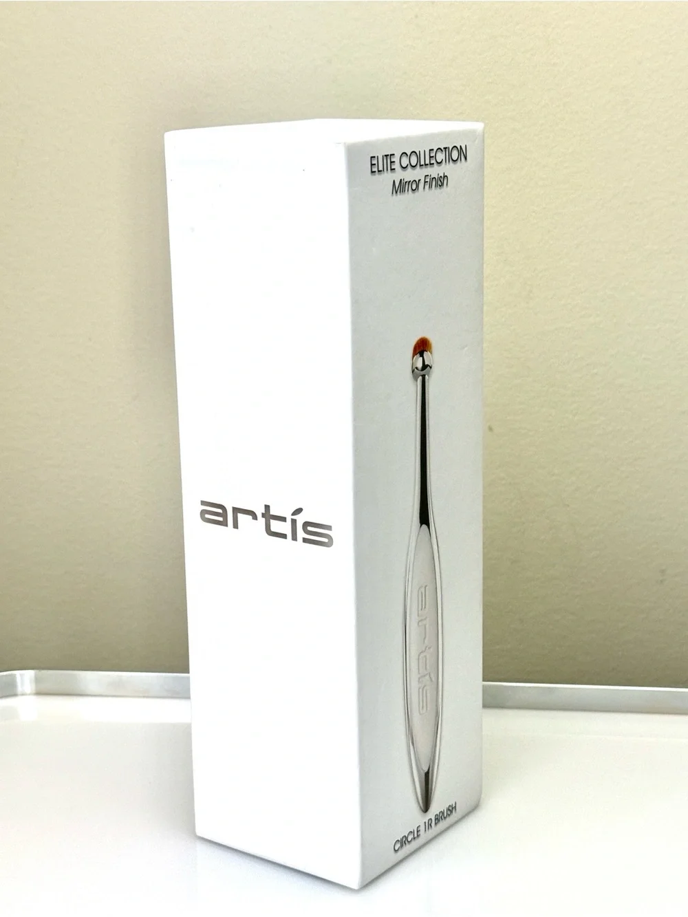 Artis Elite Collection Mirror Finish Circle 1R Brush